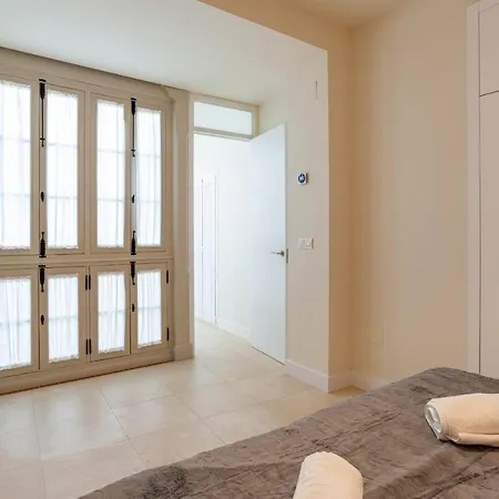 Urbe 10 Carreteria 1 Bedroom Málaga